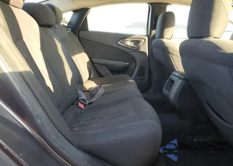 2016 Chrysler 200 Limited из США, поврежденный, VIN 1C3CCCAB1GN123684